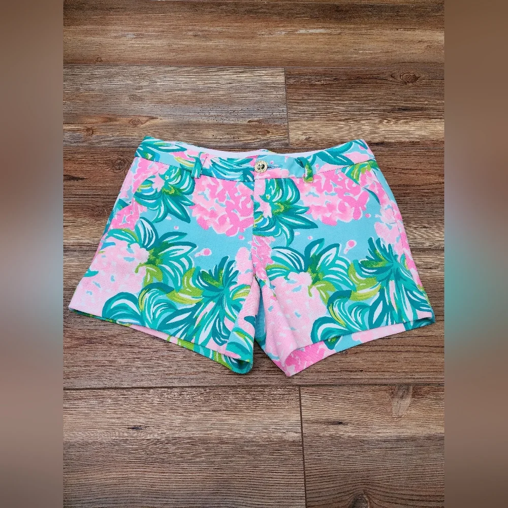 Lilly Pulitzer Callahan Knit Shorts Women's 0 in the Blue Ibiza Pineapple Shake